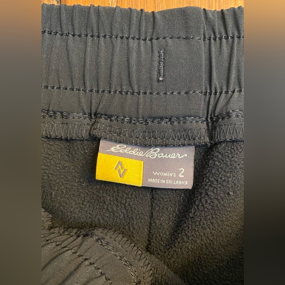 Eddie Bauer fleece-lined pull-on pants - Picture 5 of 6